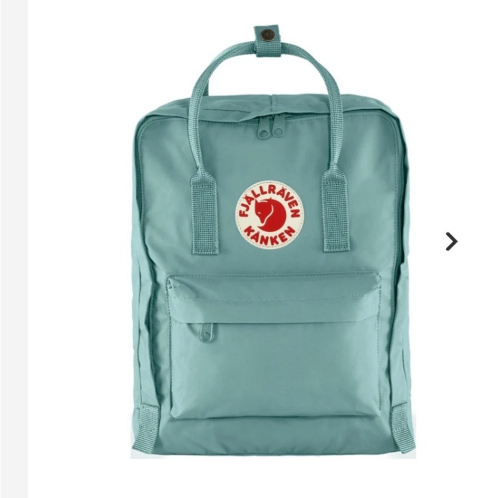 Fjallraven classic backpack in 501 sky blue!